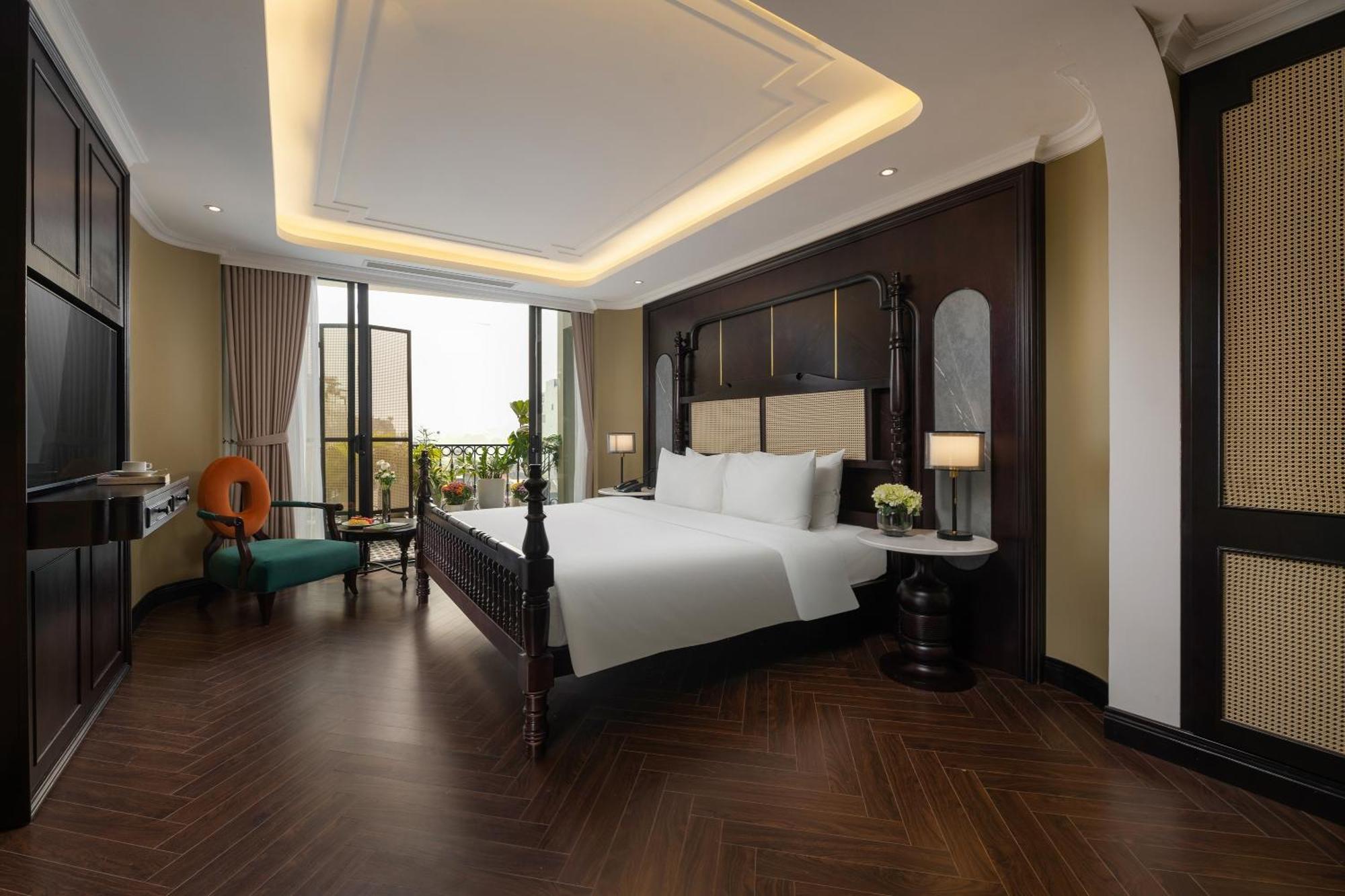 May De Ville Crown Hotel 하노이 외부 사진 Deluxe Suite